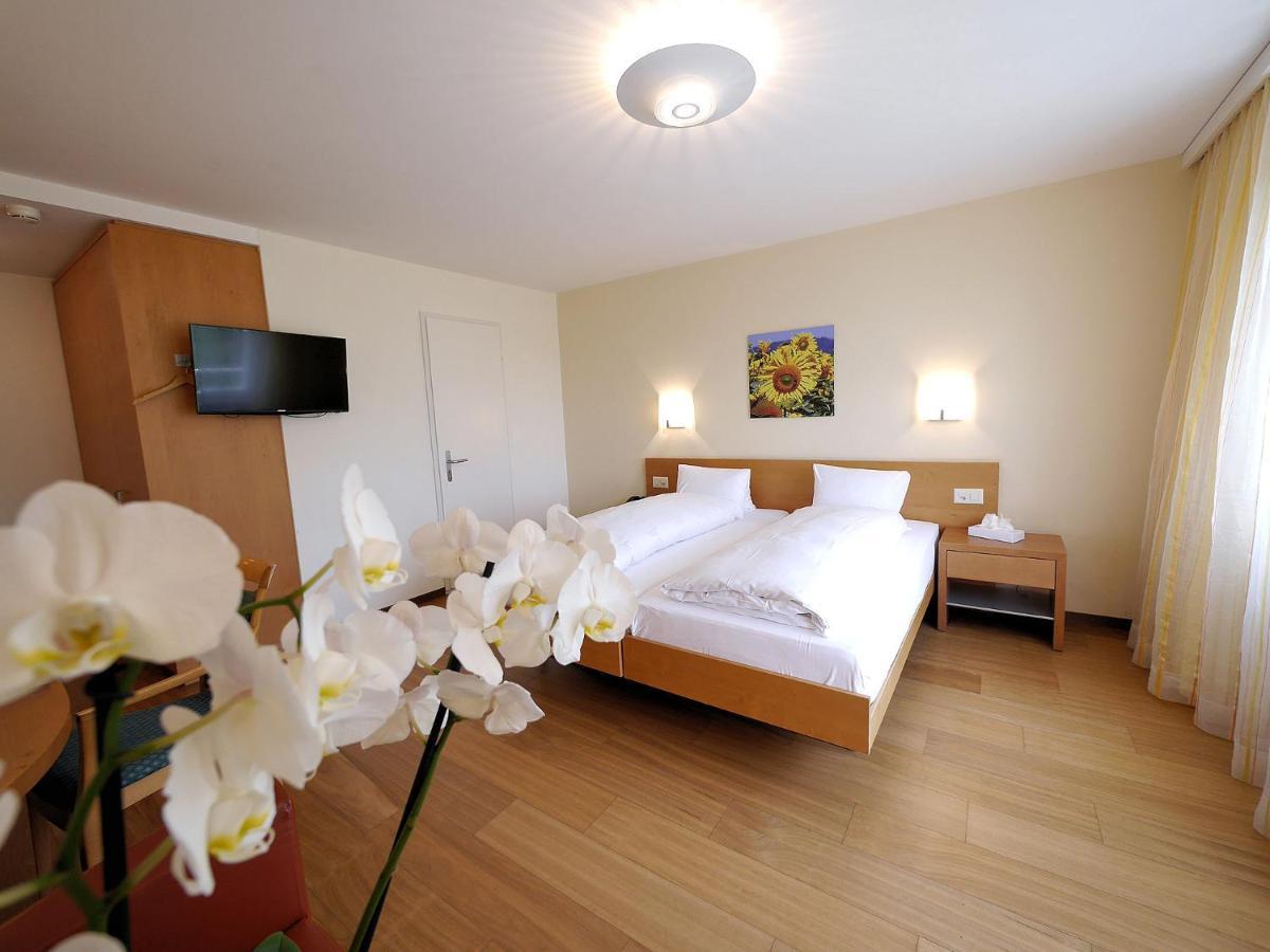 Hotel Restaurant Eichberg Seengen Екстериор снимка