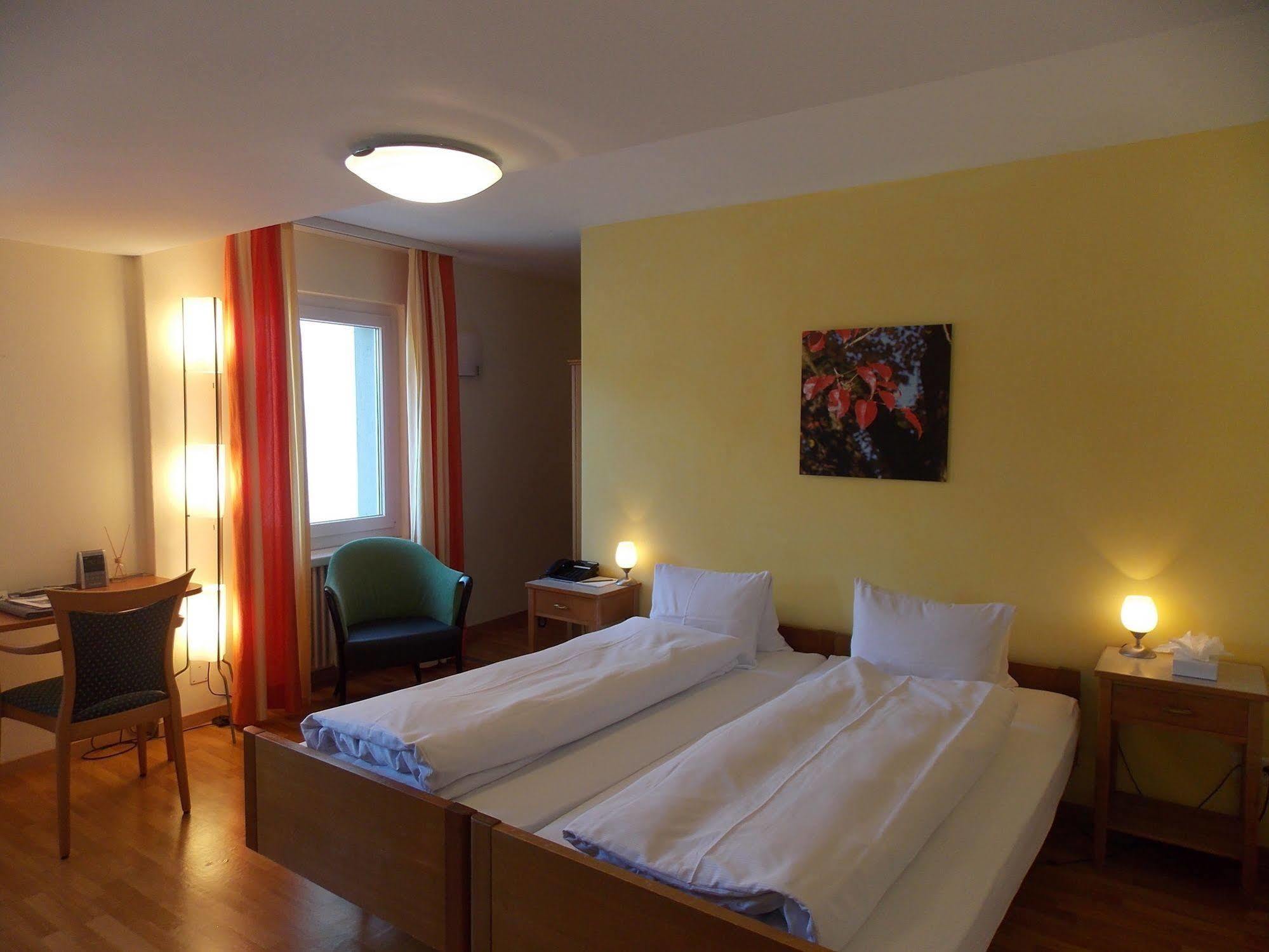 Hotel Restaurant Eichberg Seengen Екстериор снимка